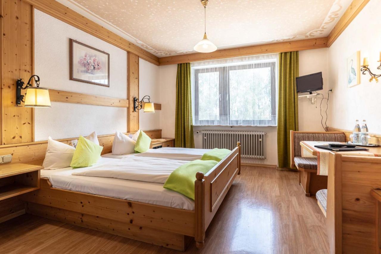Hotel-Gasthof Zum Dragoner Peiting Eksteriør bilde